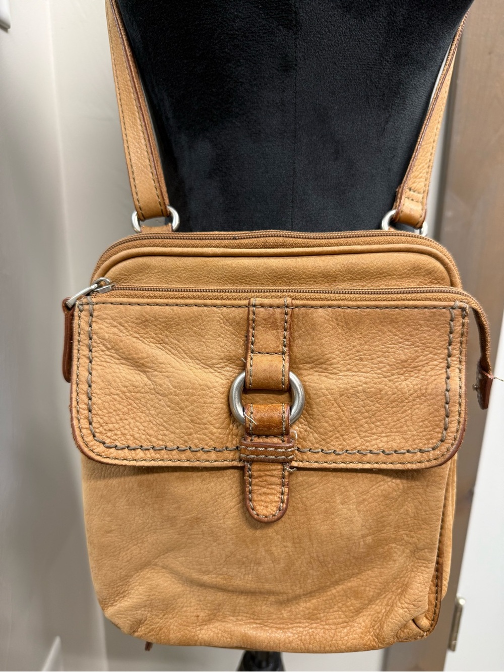 Fossil Vintage Pebbled Leather Crossbody Organizer Purse Cognac Brown Tan Bag - Picture 2 of 6